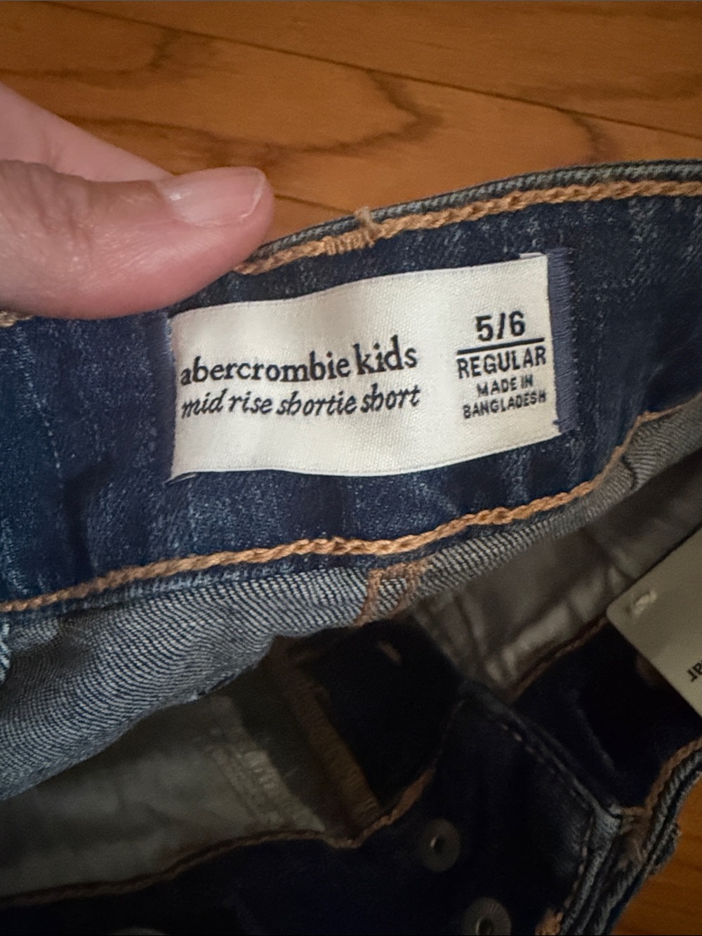 abercrombie kids dark blue denim shortie shorts - Picture 3 of 3